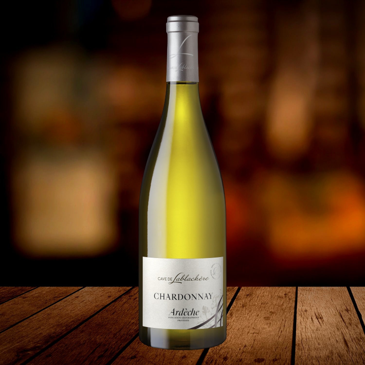 Chardonnay IGP Ardèche 2024, Cave de Lablachère, serviert, Szene
