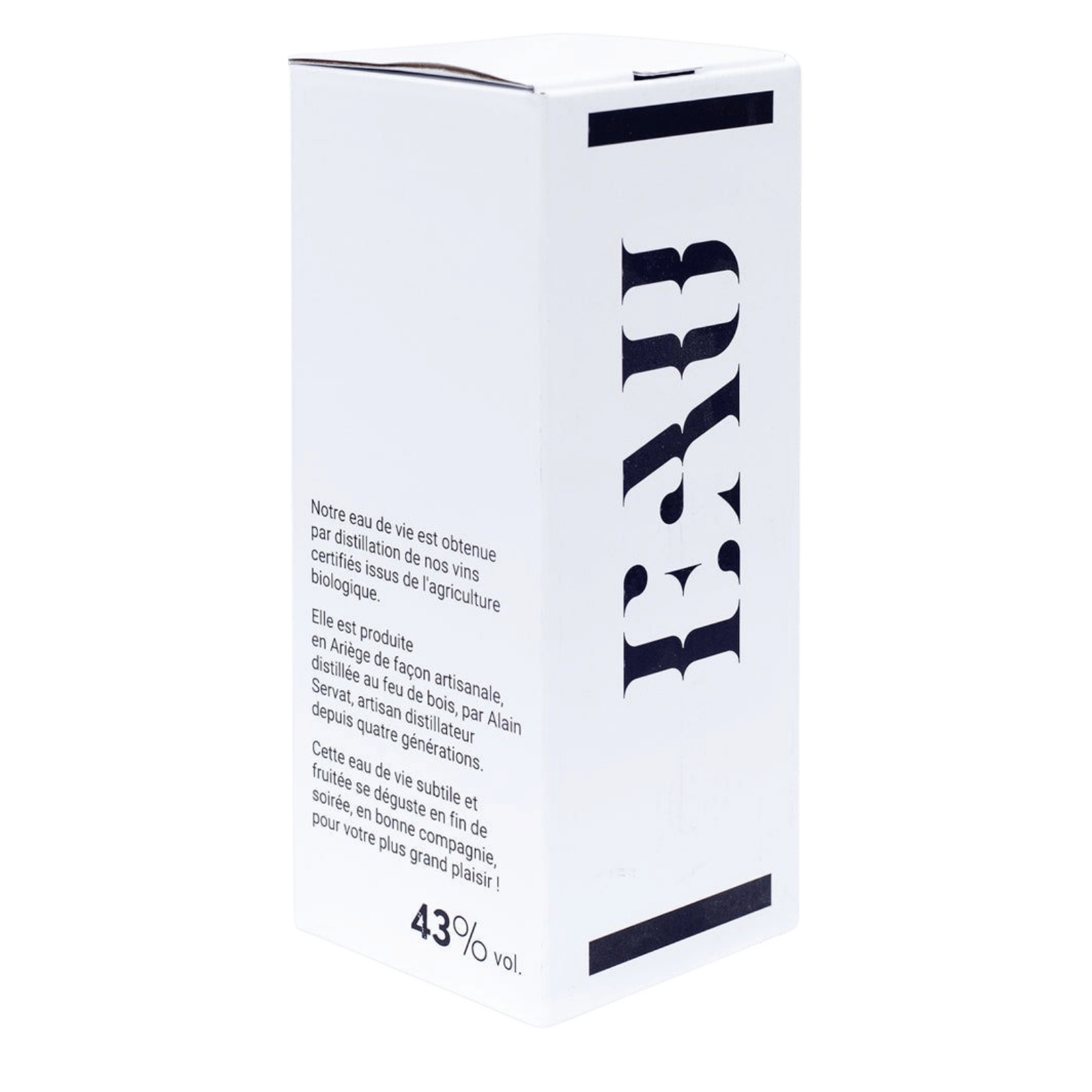 Eau-De-Vie, 2019 43%, serviert, Szene