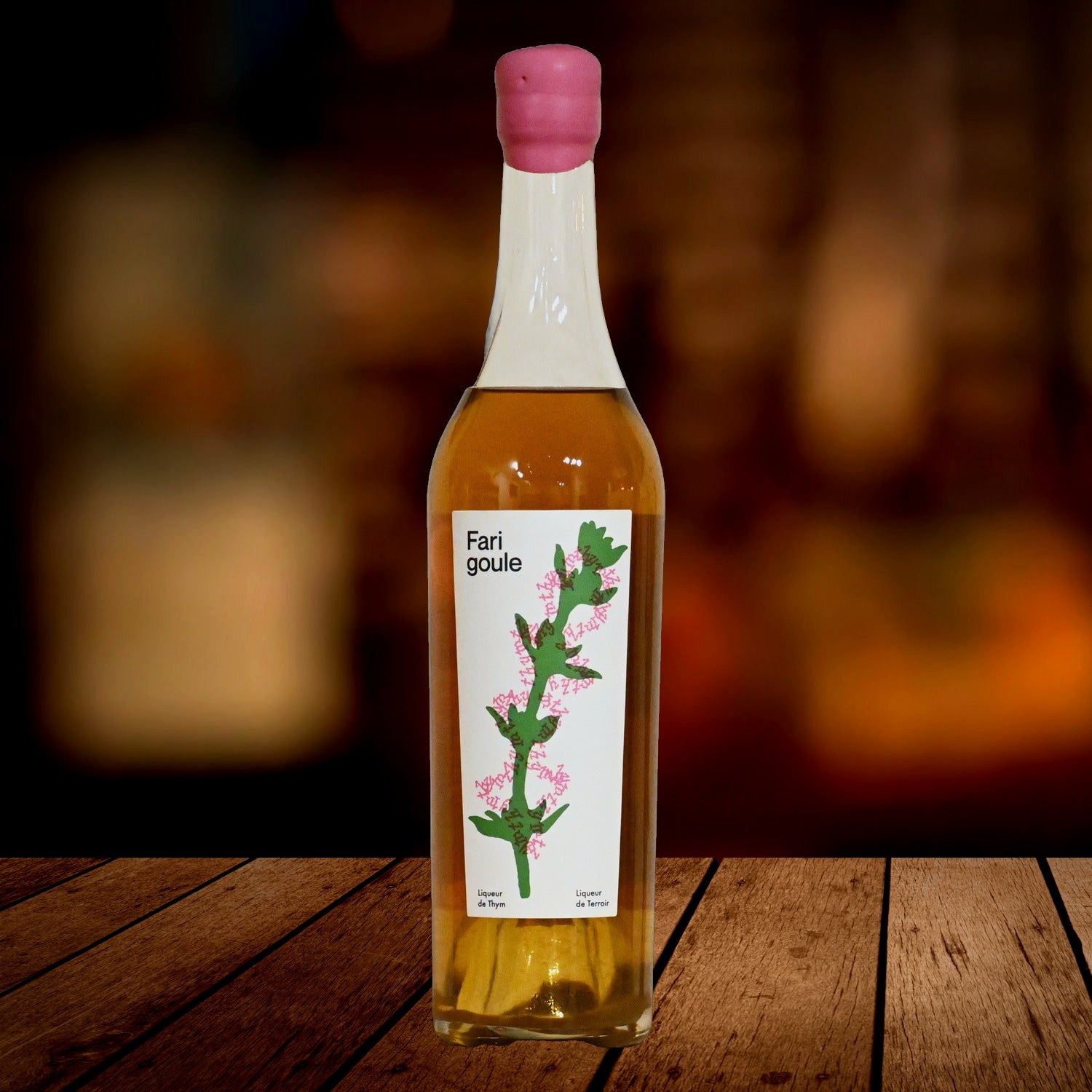 Farigoule Bio Thymian Likör, Distillerie Garagaï, serviert, Szene
