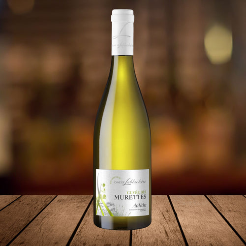 Cuvée des Murettes, serviert, Szene