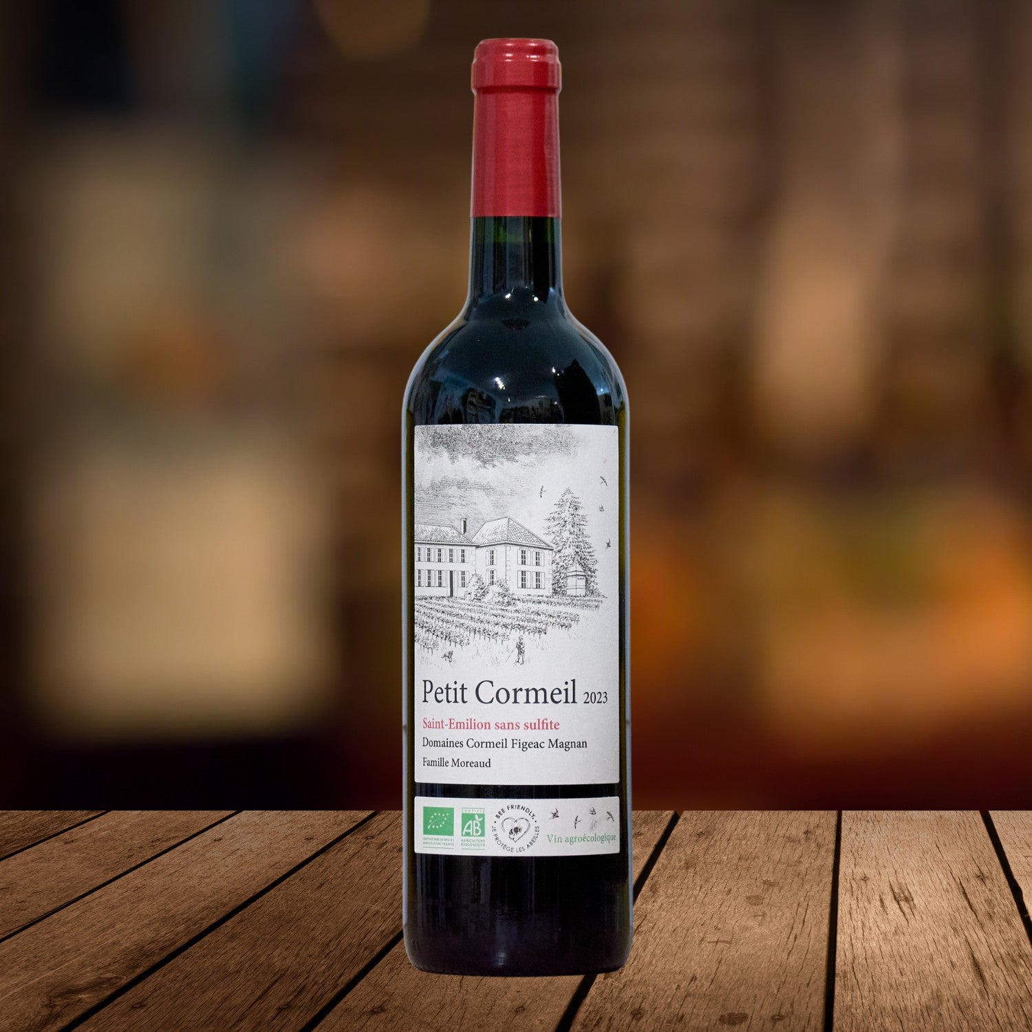 Petit Cormeil, Saint-Emilion, serviert, Szene