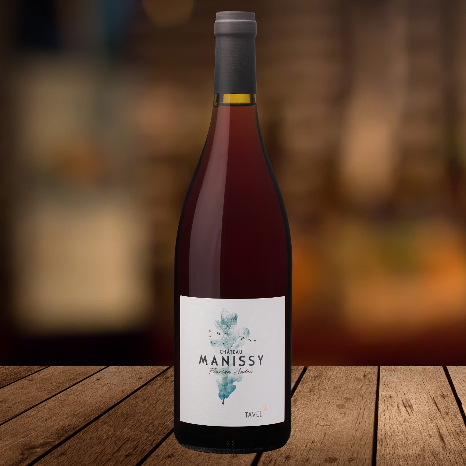 Tavel Rosé 2024, Manissy, serviert, Szene